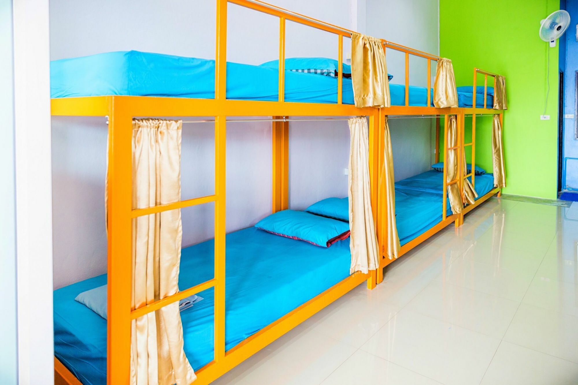 Railway Hostel (Adults Only) Chumphon Exterior foto